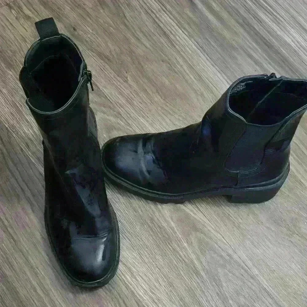 Time and Tru womens fall boots size 7